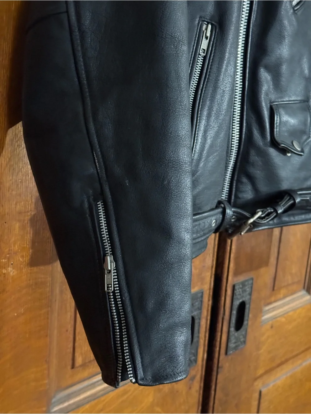 Leather Biker Motorcycle Jacket. Measurements in pics. Excellent